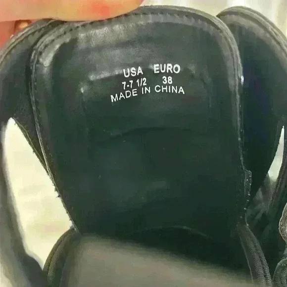 BRAND NEW Kendall + Kylie black boots ✨✨ - Picture 13 of 14